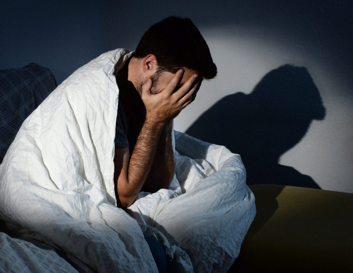 Insomnia-Sleep-Disorder-Image_Shutterstock_cropped-1200x929.jpg